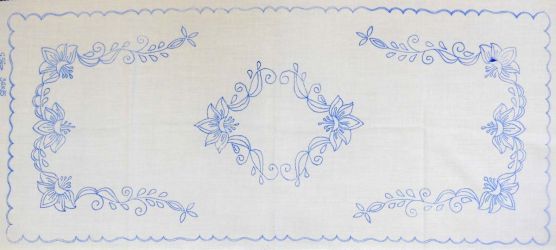 előnyomott hímezhető terítő