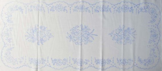 előnyomott hímezhető terítő