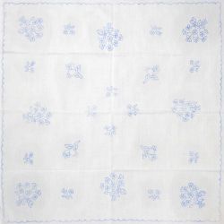 előnyomott hímezhető terítő