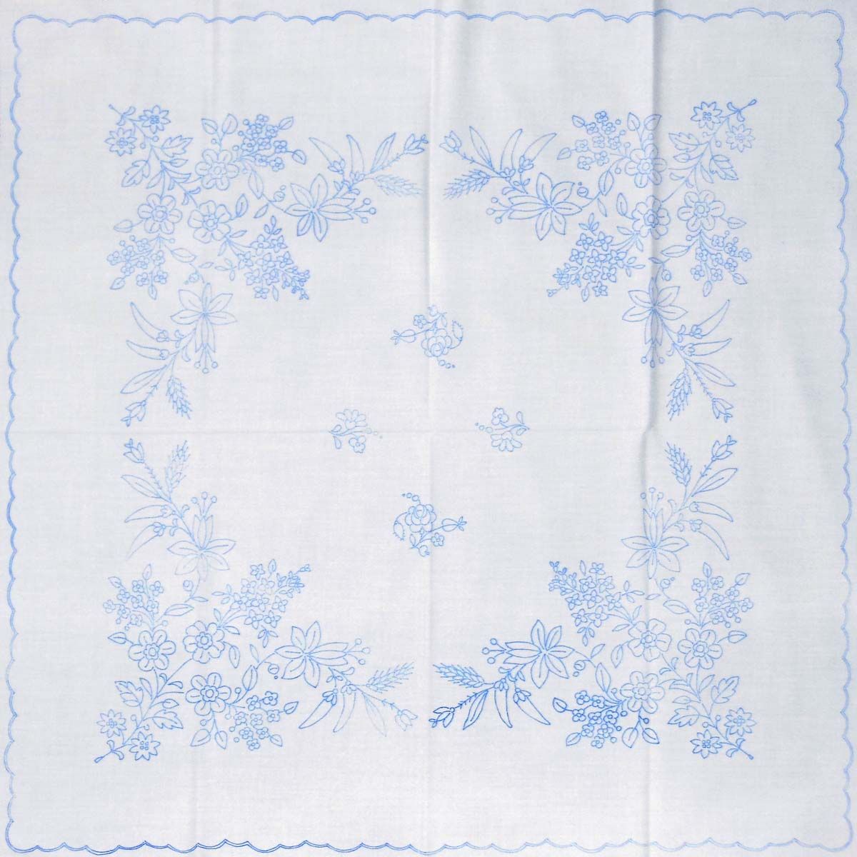 előnyomott hímezhető terítő