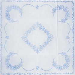 előnyomott hímezhető terítő