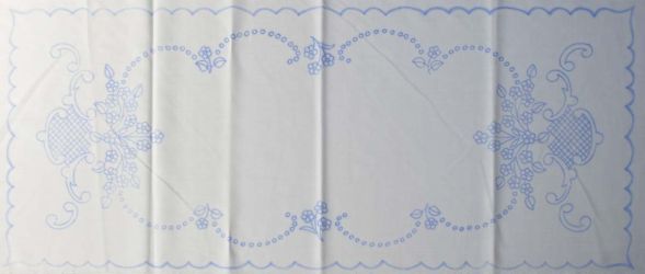 előnyomott hímezhető terítő