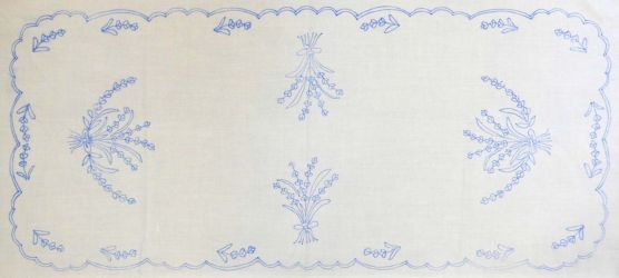 előnyomott hímezhető terítő