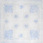 Előnyomott hímezhető terítő 90*90 A64