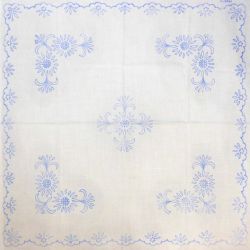 előnyomott hímezhető terítő