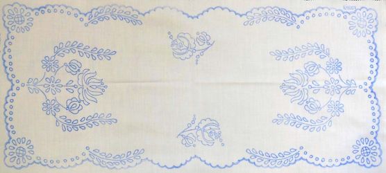 előnyomott hímezhető terítő