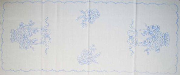 előnyomott hímezhető terítő