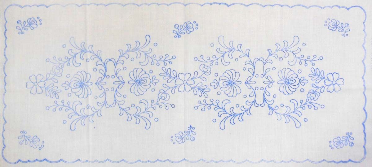 előnyomott hímezhető terítő